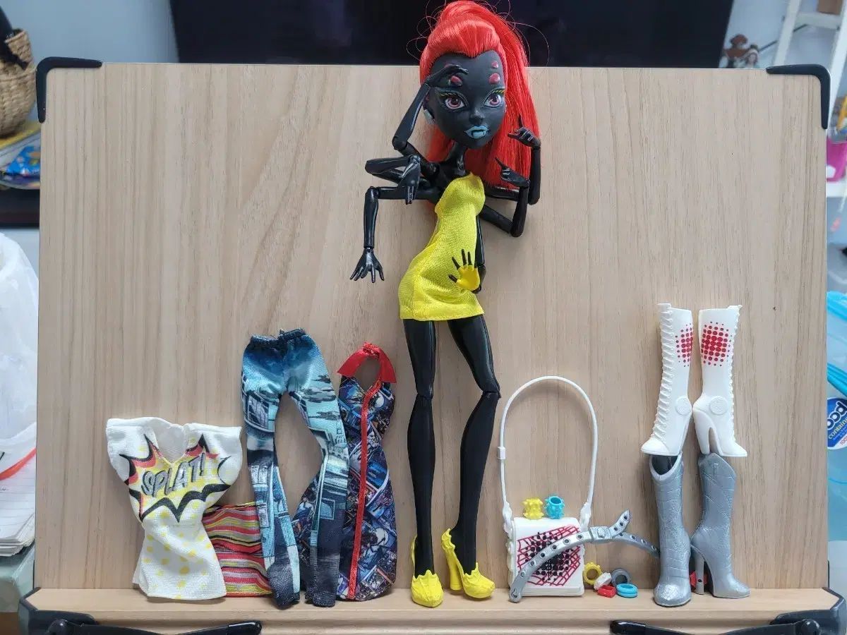 MONSTER HIGH 몬하돌 위도나 SPIDER