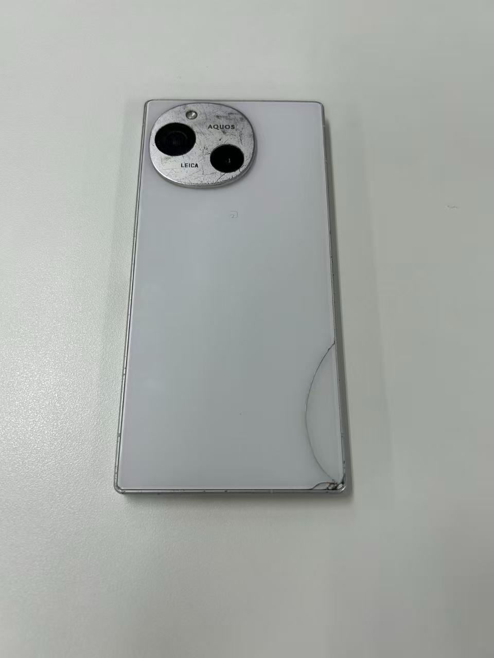 【訳あり】AQUOS R9 ホワイト