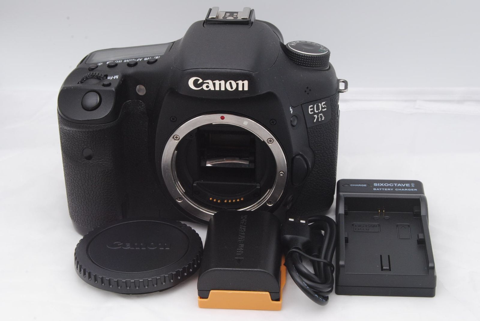 良品 ★ Canon EOS 7D ボディ EOS7D デジタル一眼レフカメラ