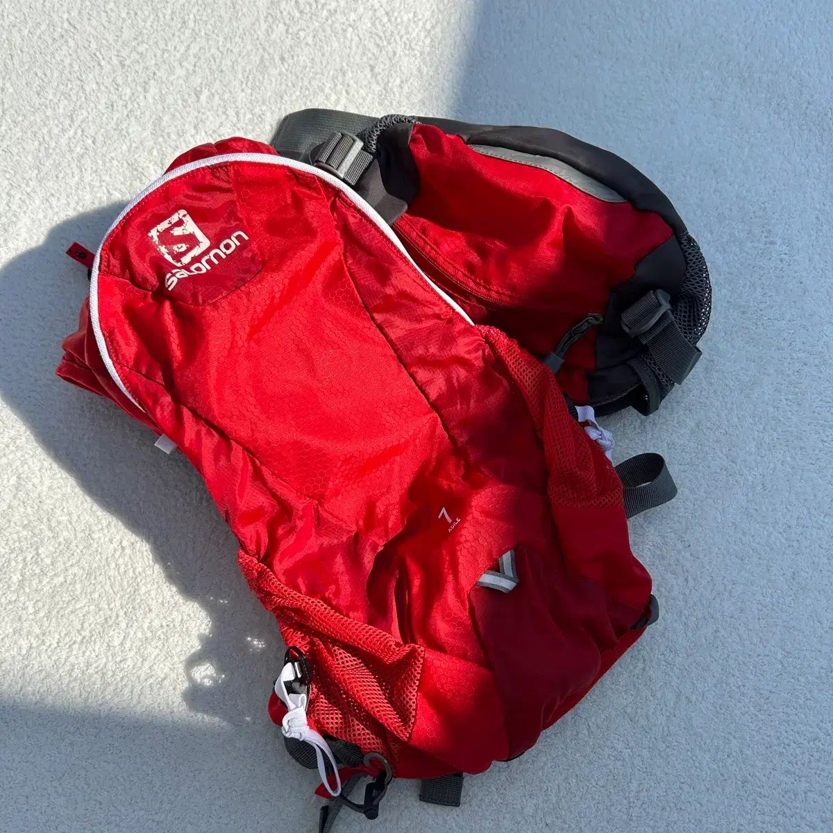 SALOMON サロモン レッド アジャイル7 ランニング バックパック