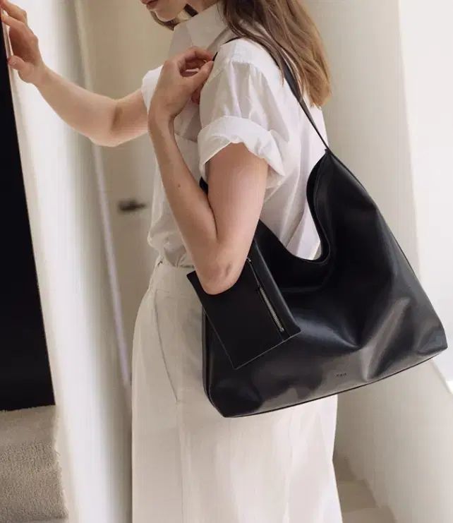 (未使用級) ローソウル パールフィ HOBO BAG