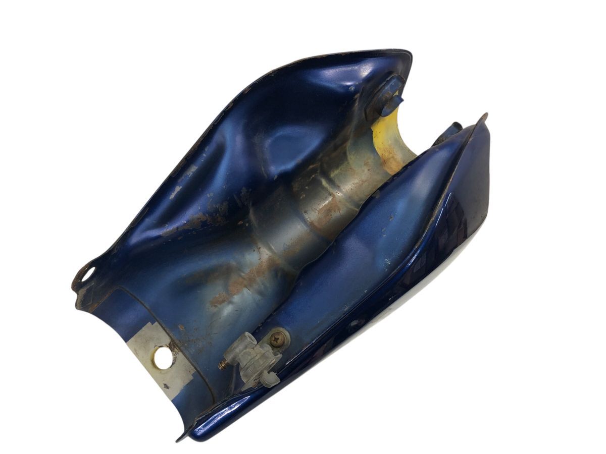 TW200E 2JL ガソリンタンク 燃料タンク オールペイント コック付 タンク内綺麗目 目立った凹み無さそう(中古)2922-N3405(2) TW200E 2JL ガソリンタンク 燃料タンク オールペイント コック付 タンク内綺麗目 目立った凹み無さそう(中古)2922-N3405(2)