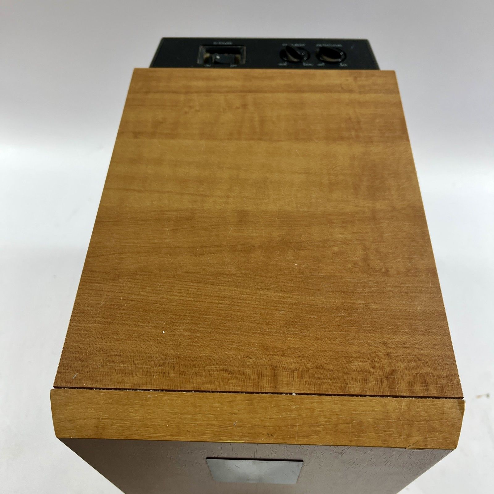 ☆ ONKYO オンキョー アンプ内蔵 パワード サブウーファー SKW-10 通電