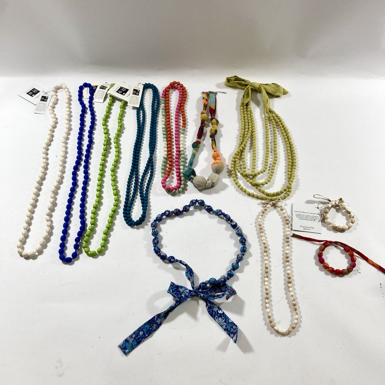 ★ Tabitha タビサ 他 11点 まとめ商品 シルクボールネックレス ブレスレット ハンドメイド アクセサリー 現状品