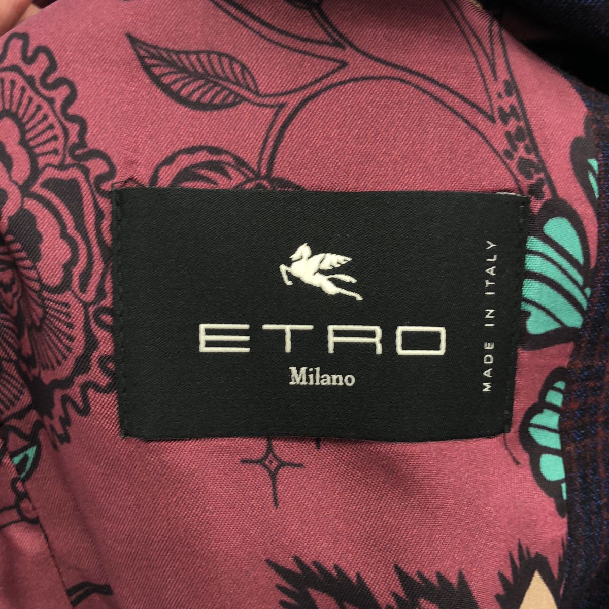 ETRO エトロ 22AW ウールチェック2Bテーラードジャケット&スラックスパンツ セットアップスーツ 222-1A201-0028 ネイビー×レッド 48 ETRO エトロ 22AW ウールチェック2Bテーラードジャケット&スラックスパンツ セットアップスーツ 222-1A201-0028 ネイビー×レッド 48