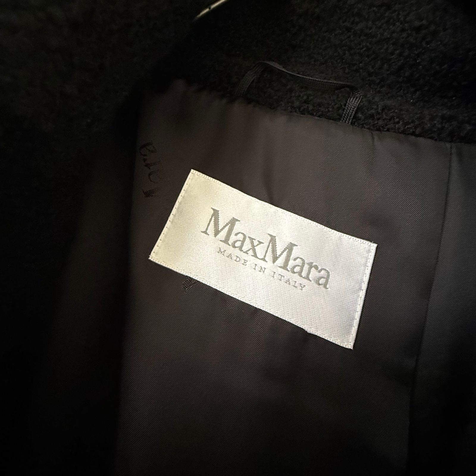 美品 白タグ MaxMara バージンウール ダブルブレストコート 40 黒 