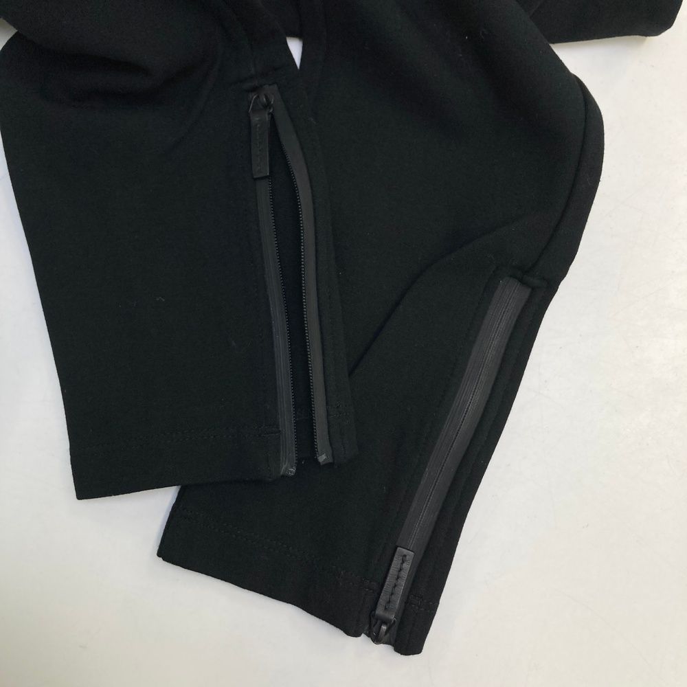 GUCCI グッチ レギンスパンツ 裾ジップ ブラック系 M [240101648025] レディース
