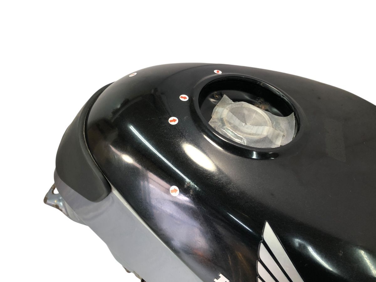 HONDA CBR250R MC19 フューエルタンク 燃料タンク 凹み漏れ無し 交換 補修にも(中古)TO-N3405(1) HONDA CBR250R MC19 フューエルタンク 燃料タンク 凹み漏れ無し 交換 補修にも(中古)TO-N3405(1)