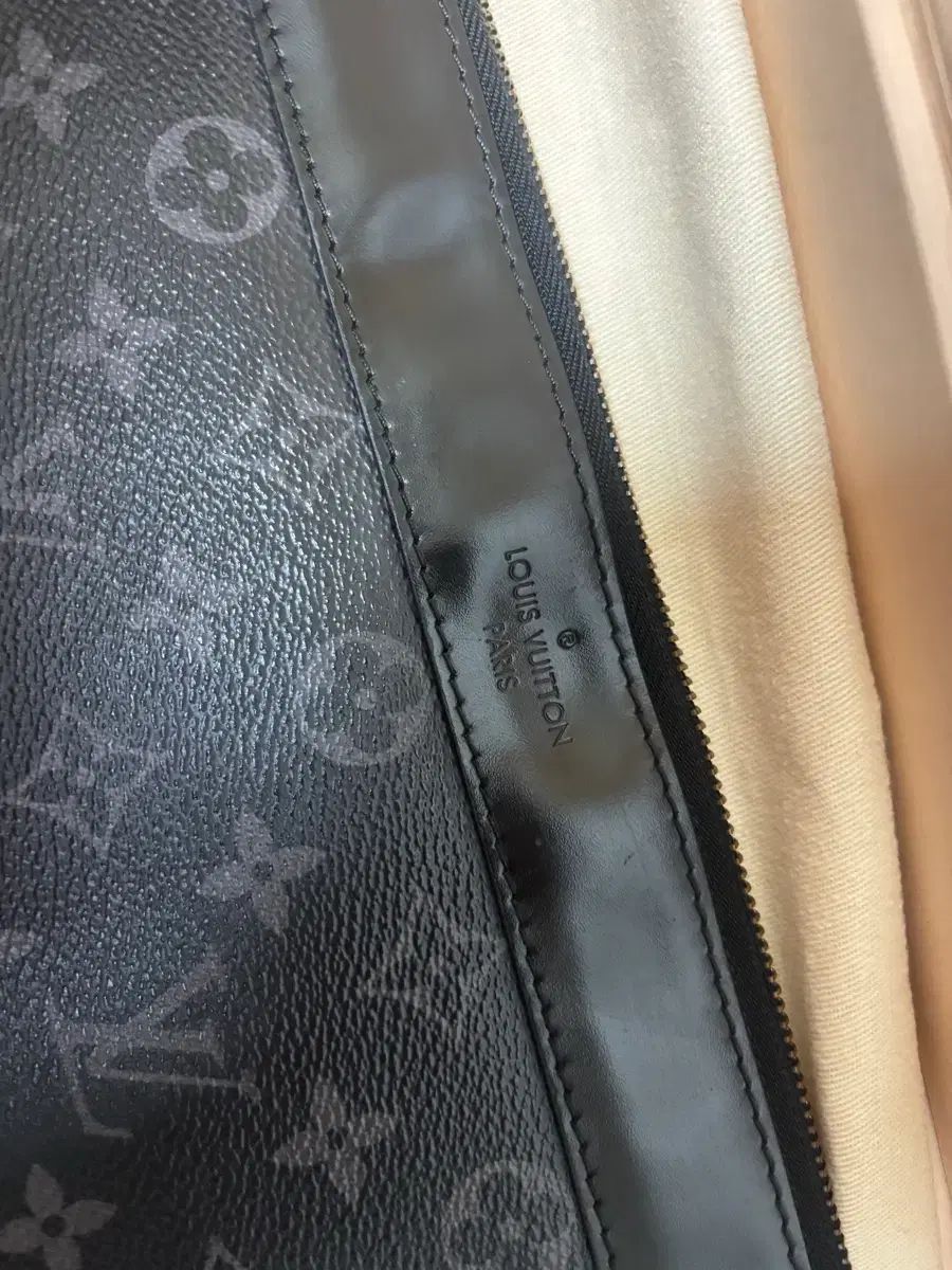 ルイヴィトン エクリプス クラッチバッグ