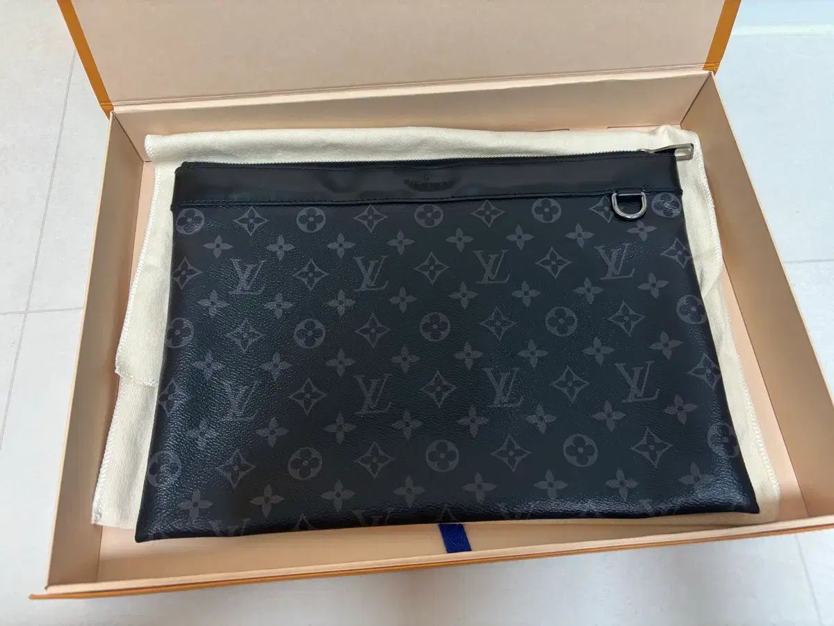 ルイヴィトン エクリプス クラッチバッグ