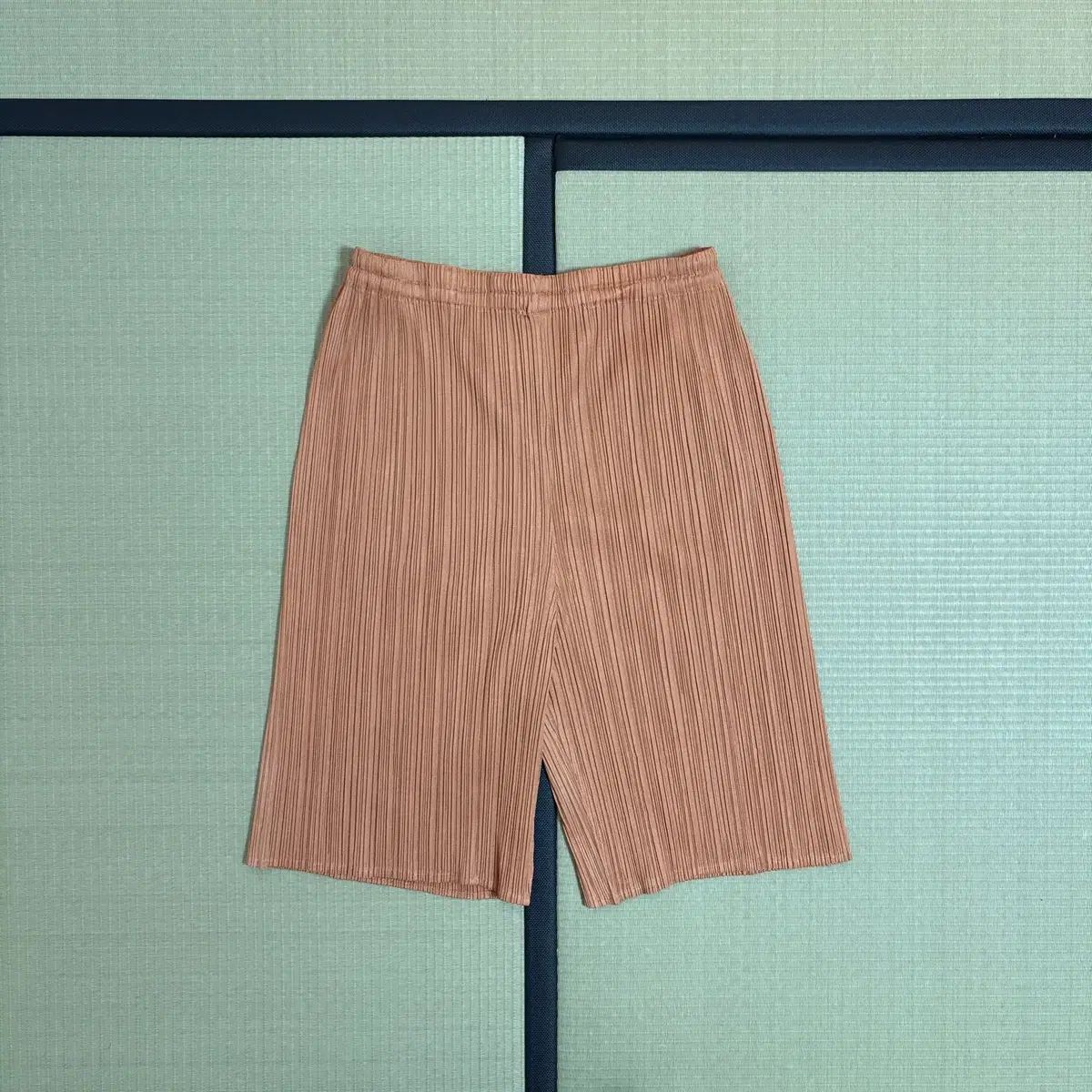 イッセイミヤケ プリーツ ハーフ パンツ