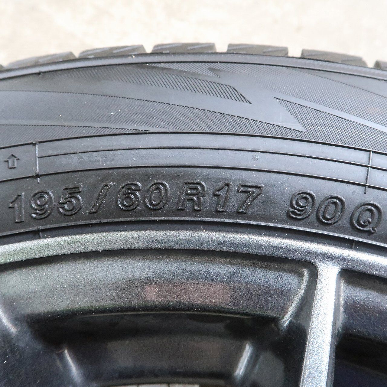 プリウス 60系 等 4本 weds VELVA 17インチ 7J+39 5H PCD114.3 