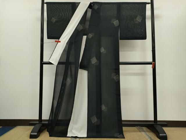 夏結城　飛び亀甲柄100亀甲　源氏香　黒地正絹 平和屋着物＊夏物 結城紬 夏結城 飛び亀甲柄 100亀甲 源氏香 黒地 正絹