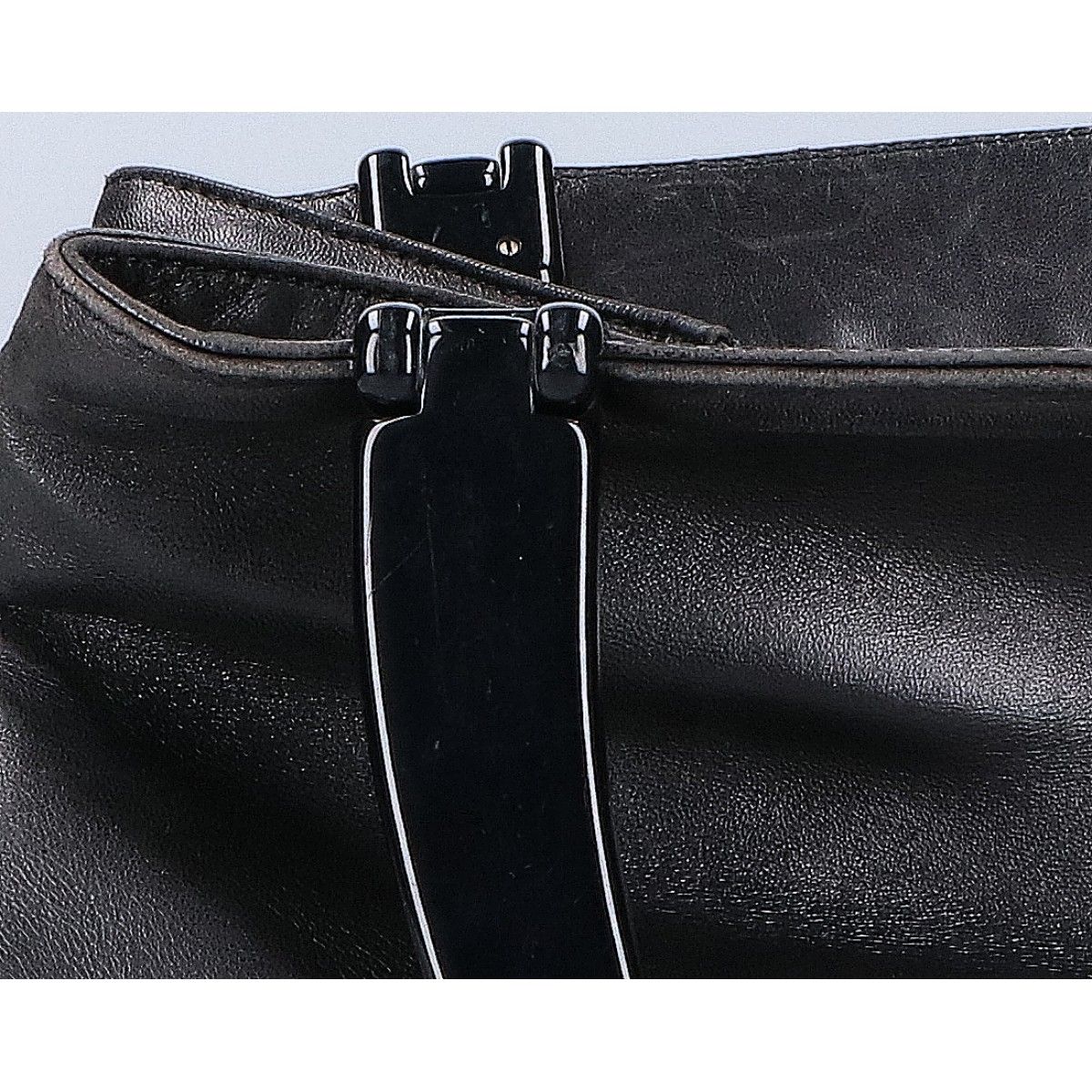 PRADA プラダ B8235 NAPPA プラスチックハンドル ナッパレザー - メルカリ