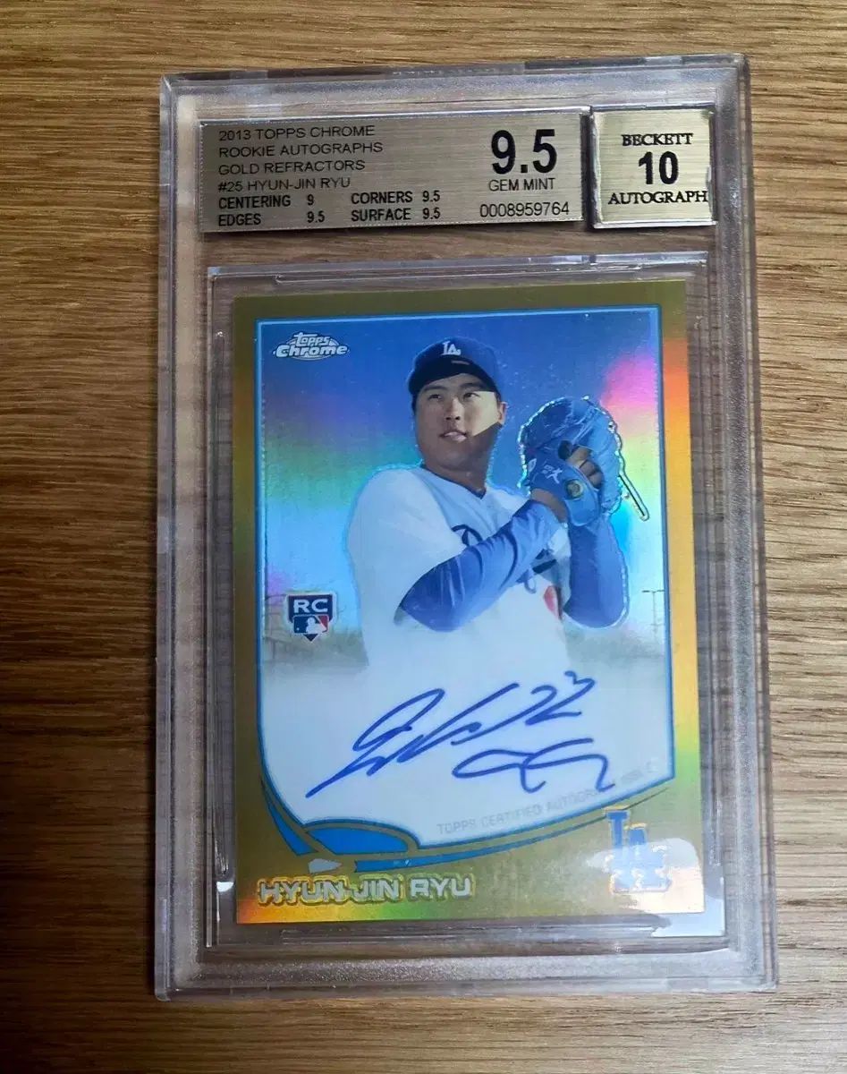 2013 Baumann Chrome 류현진 (HYUNJIN) GOLD Lee Refractor RC AUTO BGS 9.5