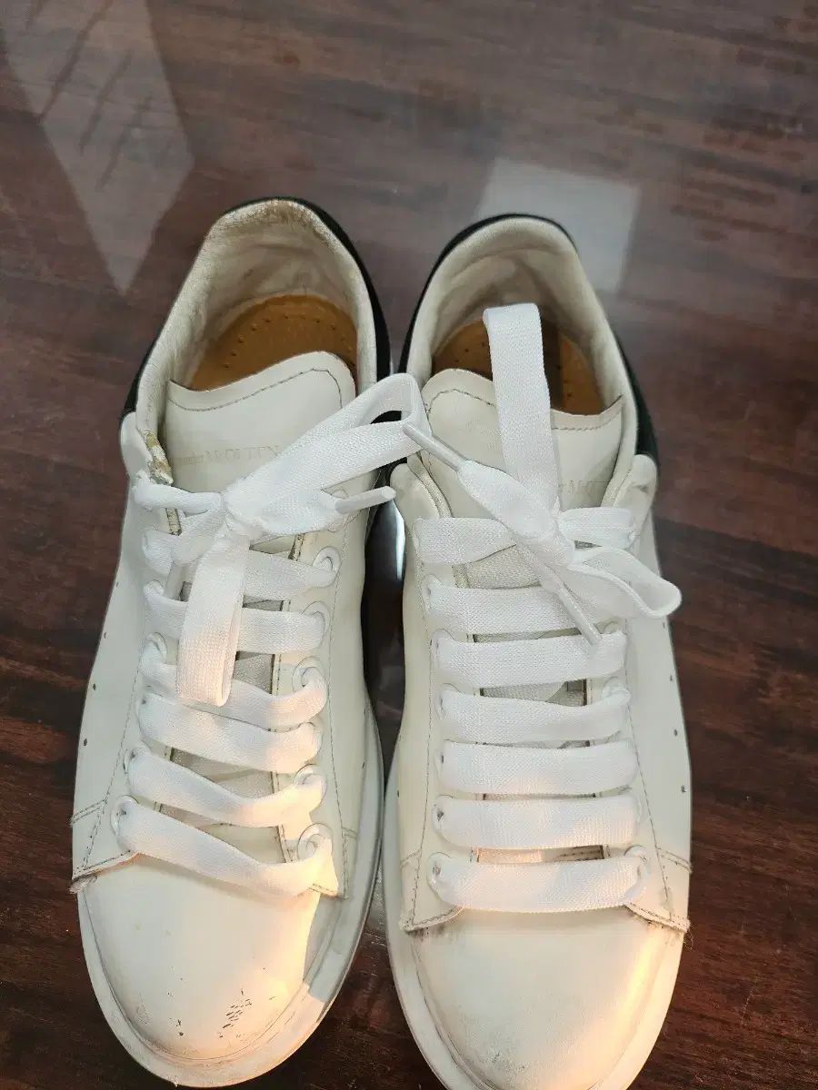 Alexander McQueen アレキサンダー・マックイーン オーバーソール スニーカー 白