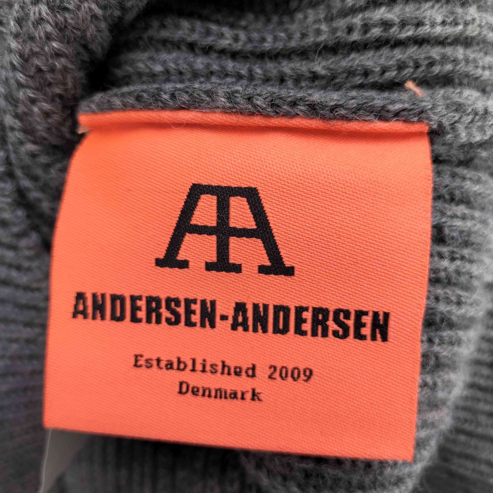 アンデルセンアンデルセン ANDERSEN-ANDERSEN イタリア製 クルーネック 