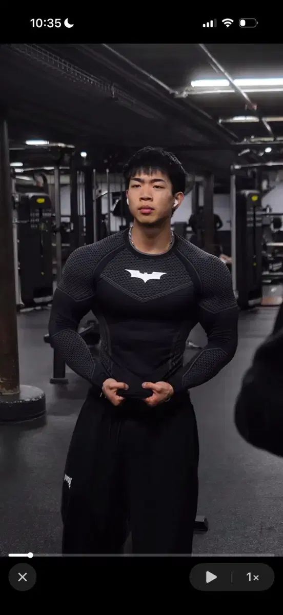 新品)Youngla 영엘에이 バットマン ロングスリーブ ブラック