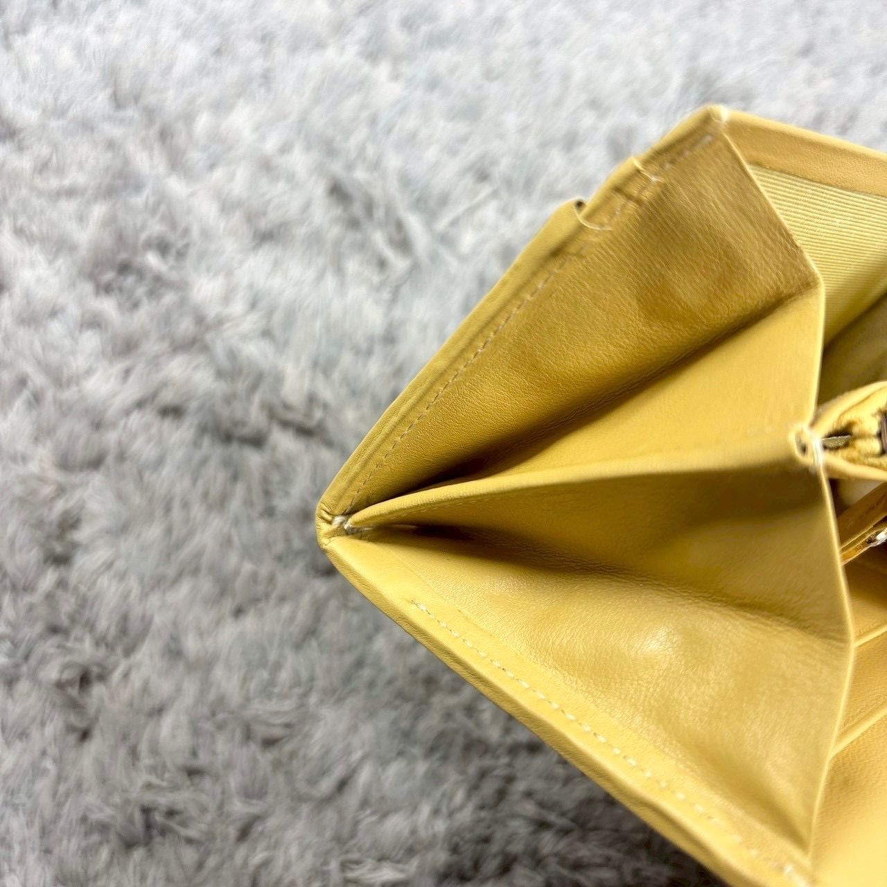 YURIE NITANI ユリエニタニ 長財布 キルティング レザー ファスナー 