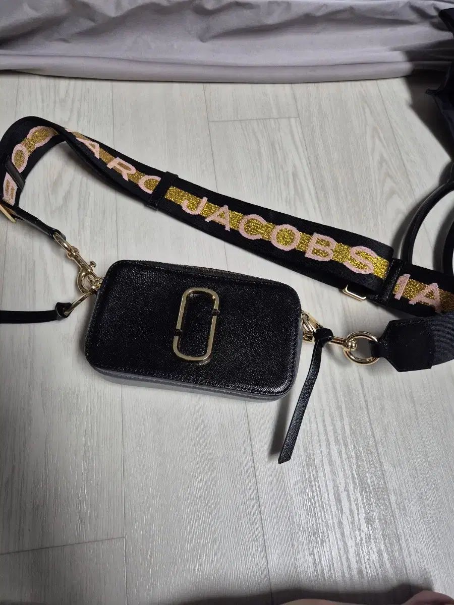 MARCJACOBS マークジェイコブス