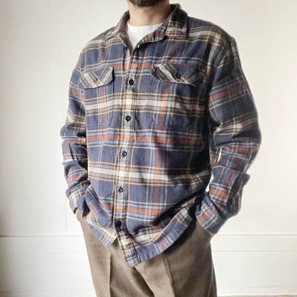 美品 patagonia フィヨルド フランネル シャツ L ボックスシルエット チェック柄 ネルシャツ 長袖シャツ パタゴニア D154-14-0005ZV