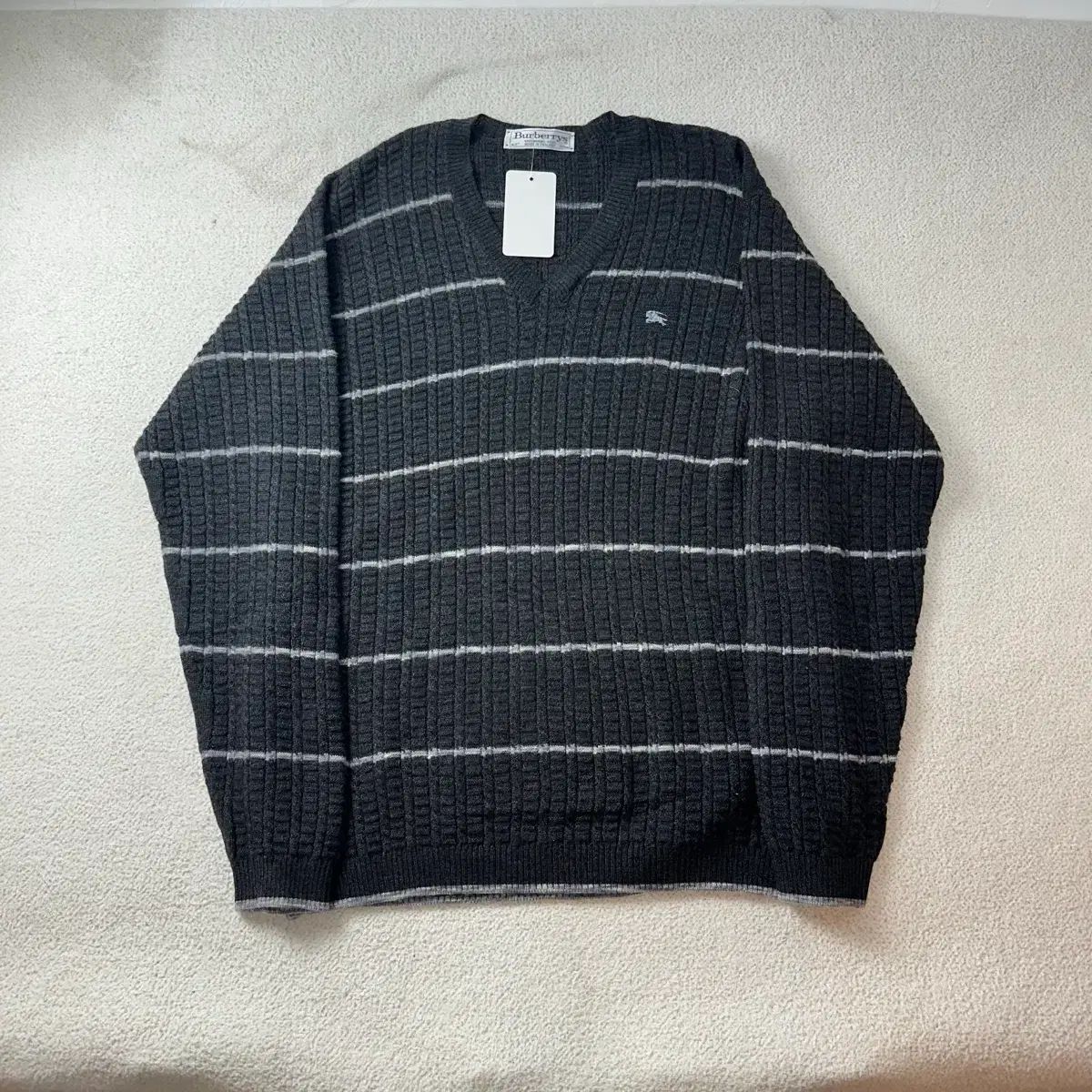 100 BURBERRY バーバリー メリノウール ストライプ Vネック ニット