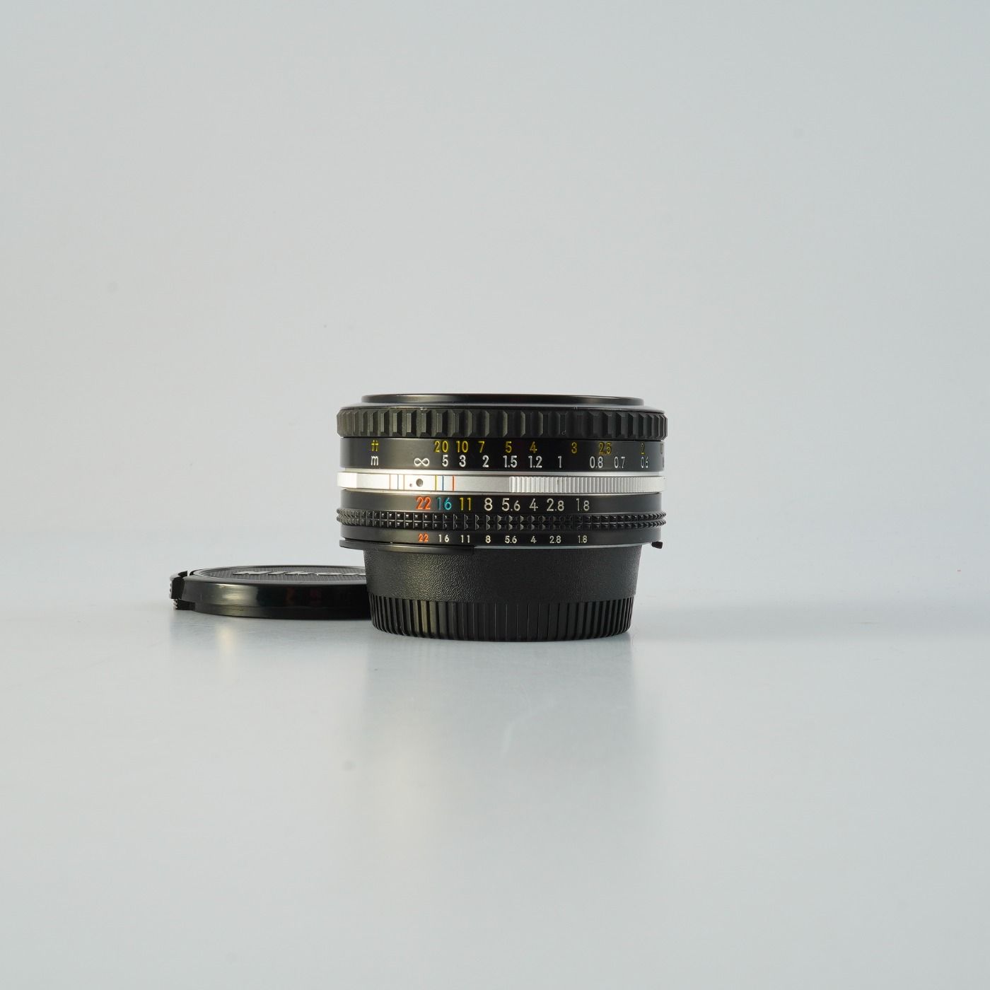 Nikon ニコン NIKKOR 50mm F/1.8 Ai-S 単焦点レンズ