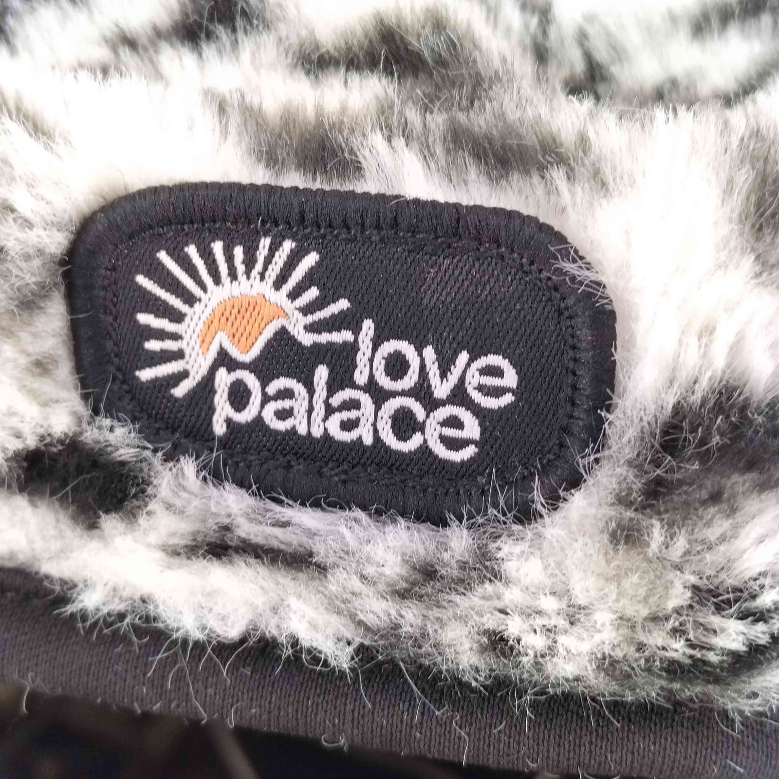 パレス PALACE FURRY EARS BALACLAVA SNOW LE メンズ 表記無 - メルカリ