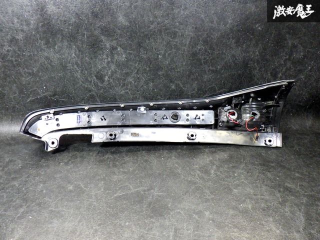 【キレイ！ 即発送！】点灯OK！ VALENTI ヴァレンティ C25 セレナ ライトスモーク ブラッククローム テールライト 左 助手席 60-1312