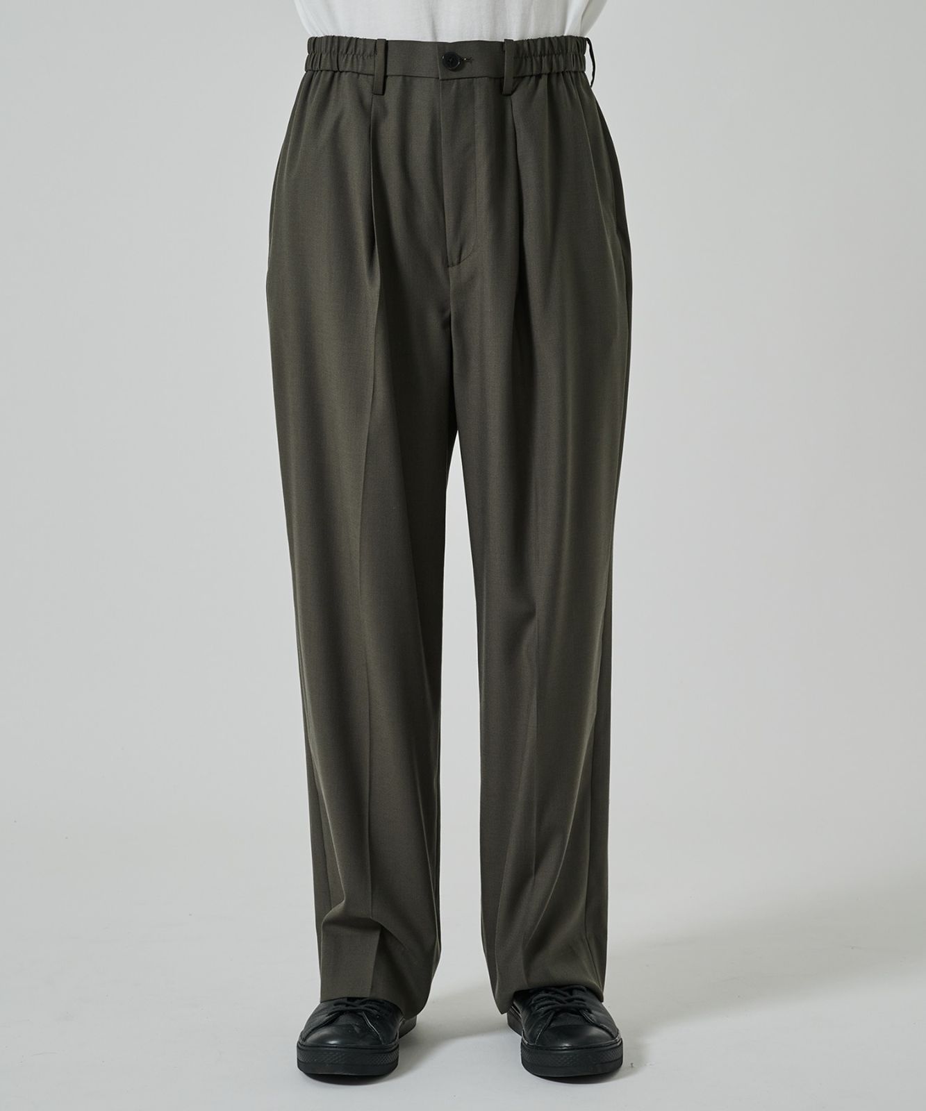 新品未使用 STUDIOUS ステュディオス 【涼しいウール】COOL WOOL WIDE SLACKS スラックス メンズ ズボン パンツ オリーブ 115341009 1（Sサイズ相当）89A-5500