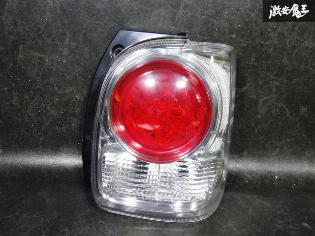 点灯OK ☆保証付 即発送☆ ダイハツ純正 LA800S/LA810S ムーブキャンバス キャンバス 右 テールライト テールランプ TOKAIDENSO 20522 14,316円