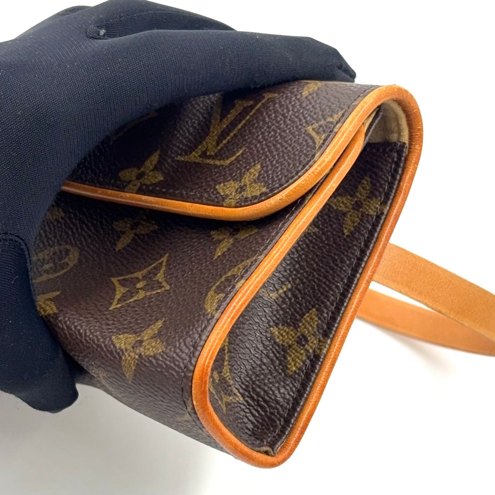 新着】LOUIS VUITTON ポシェット ツインPM モノグラム XS レザー、PVC