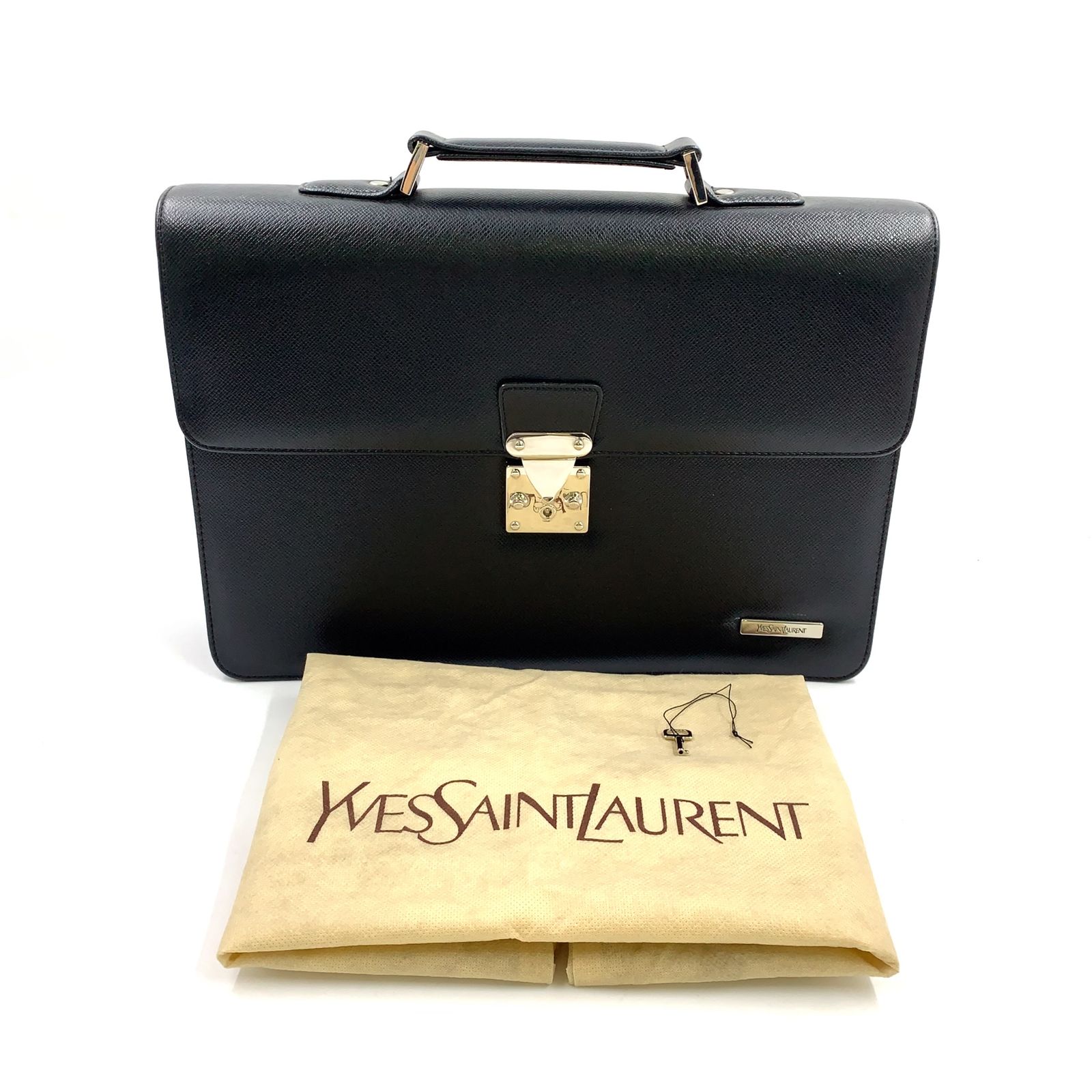 新着】YVES SAINT LAURENT YSLロゴプレート レザー ブラック ビジネス 