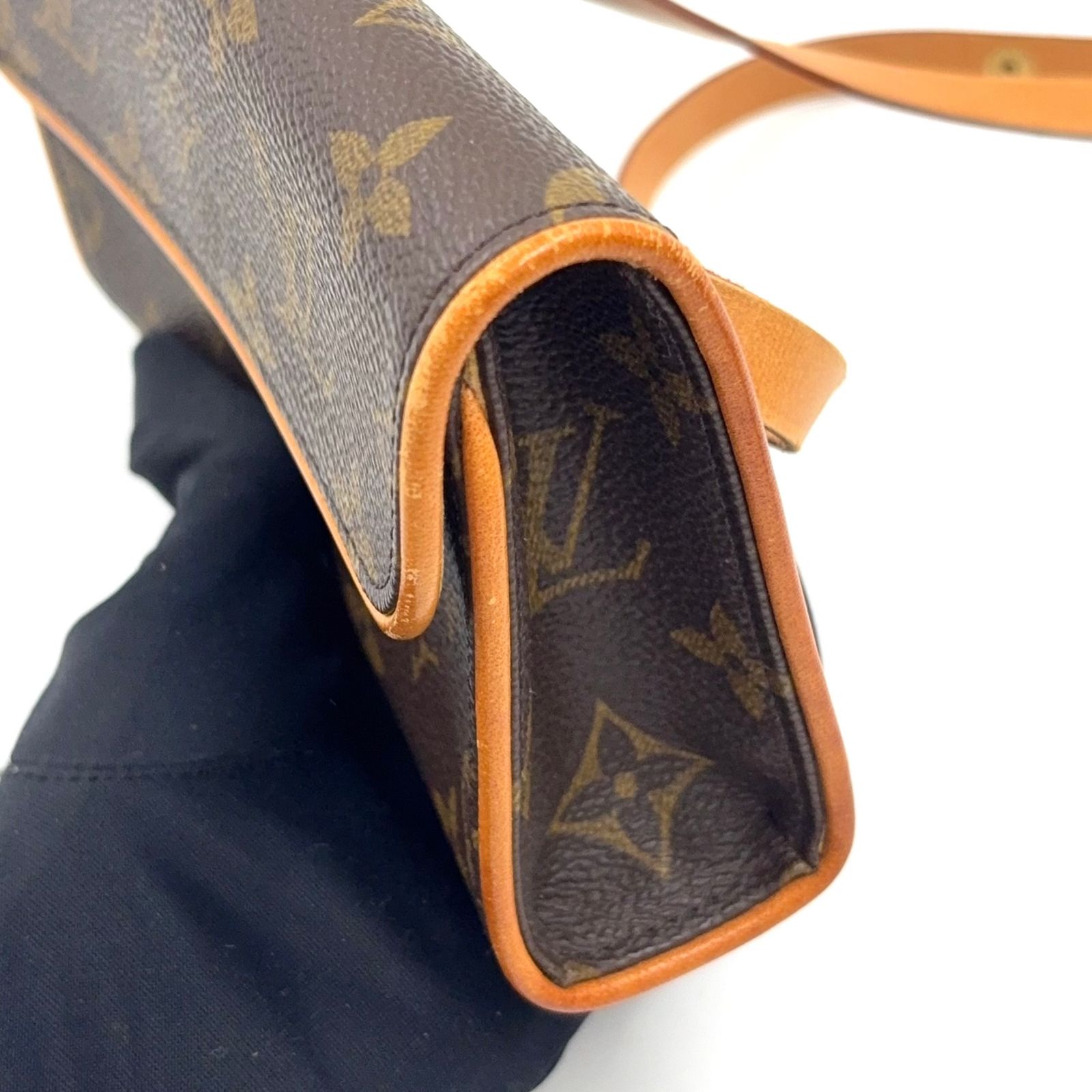 新着】LOUIS VUITTON ポシェット ツインPM モノグラム XS レザー、PVC