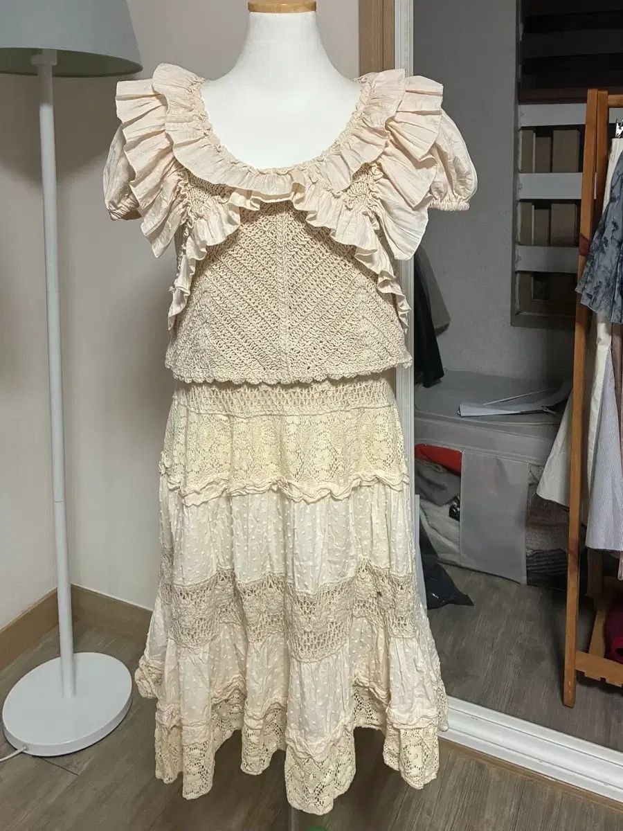 ラブリー フリル クロシェ セット (トップス + スカート)