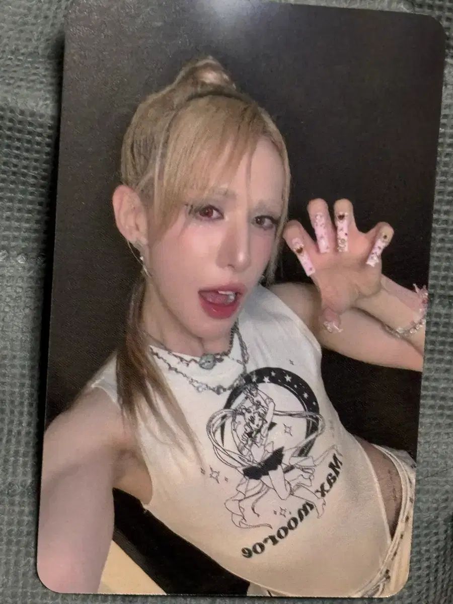 XLOV ウームTシャツ 2週目 公開番組 サノク トレカ
