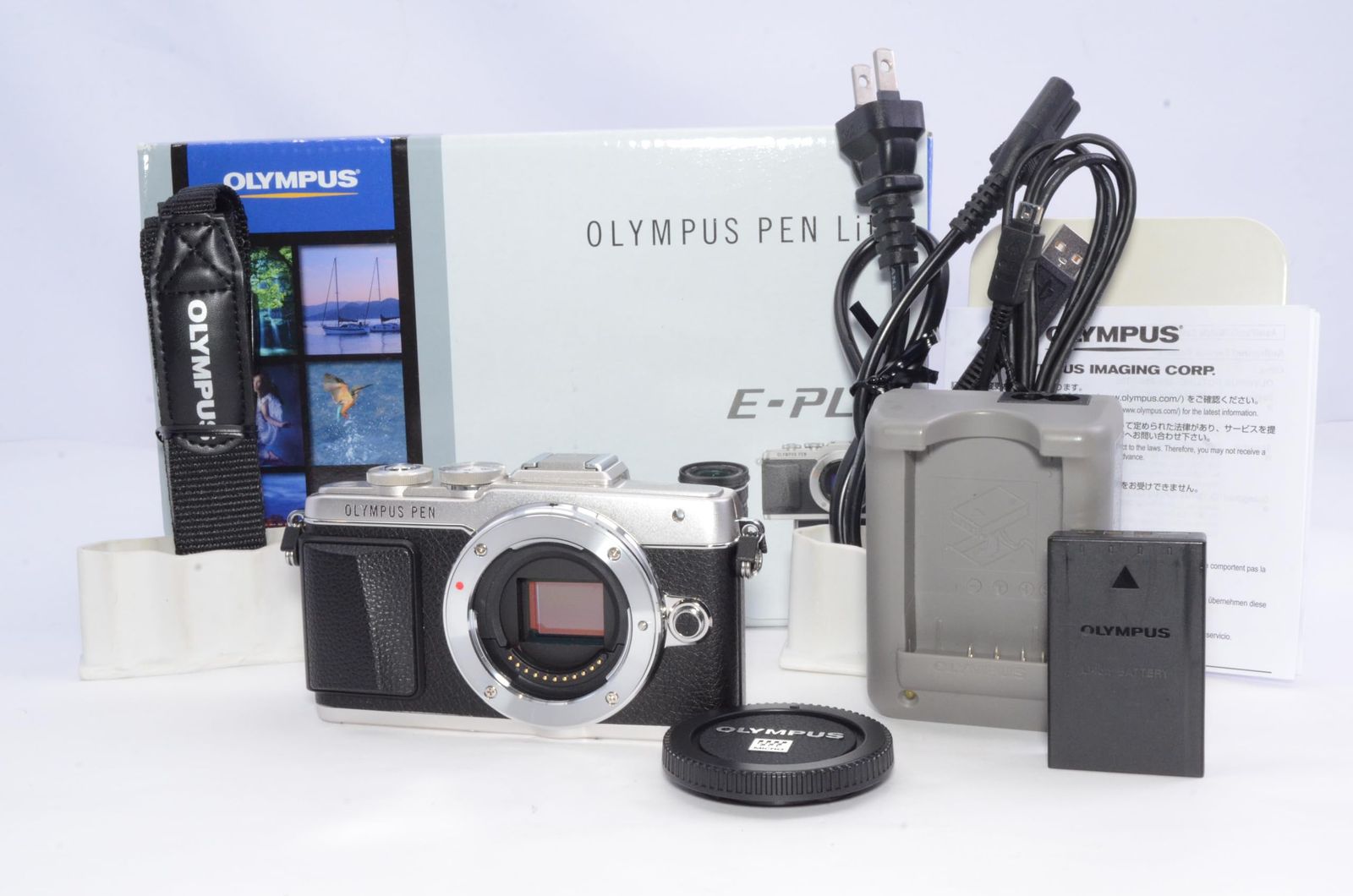 OLYMPUS ミラーレス一眼 PEN E-PL7 ボディ シルバー PEN E-PL7 BODY SLV