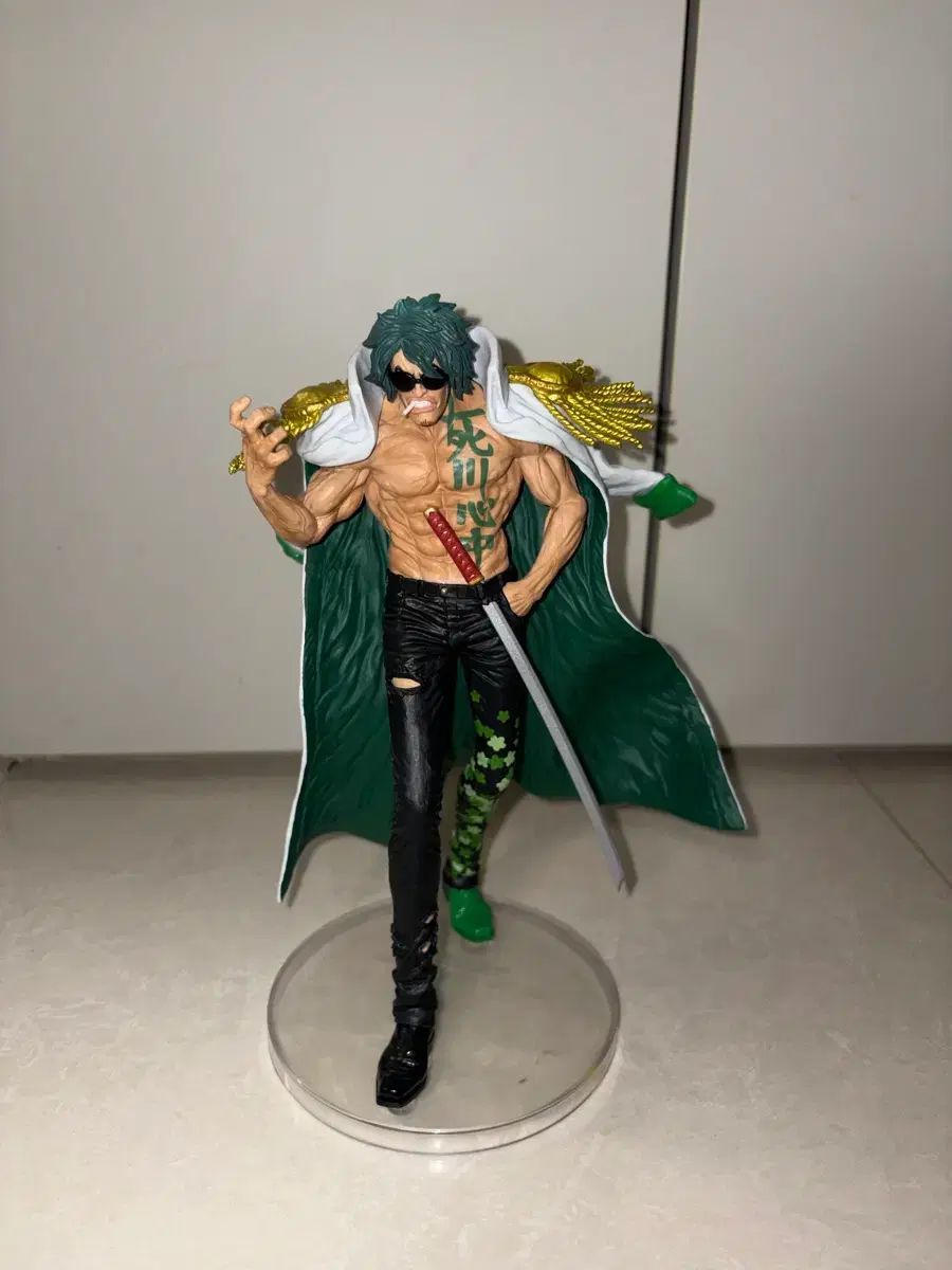 ONE PIECE ロクギュ フィギュア