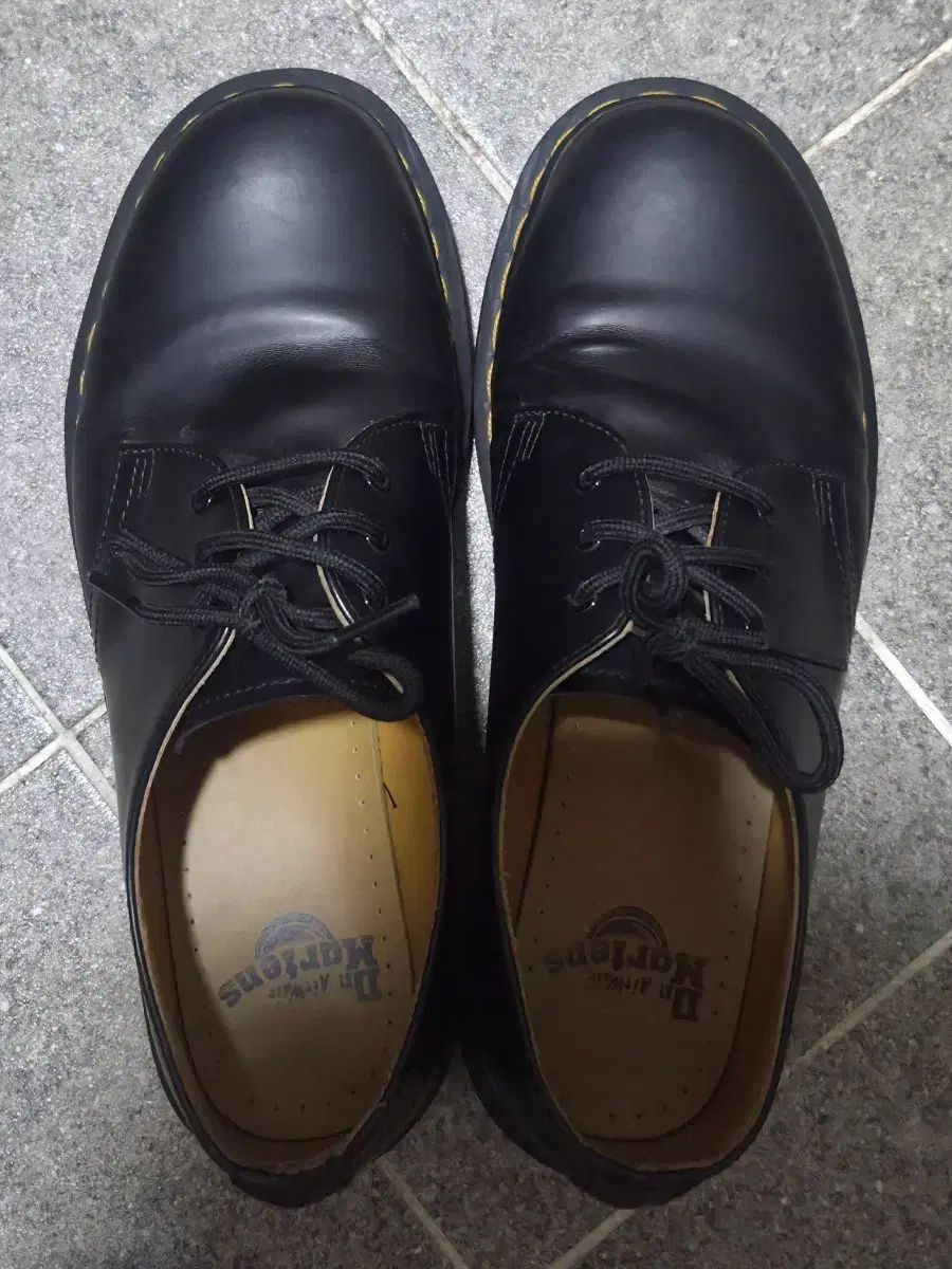 UK8 270 DR. MARTENS 1461 スムース ブラック