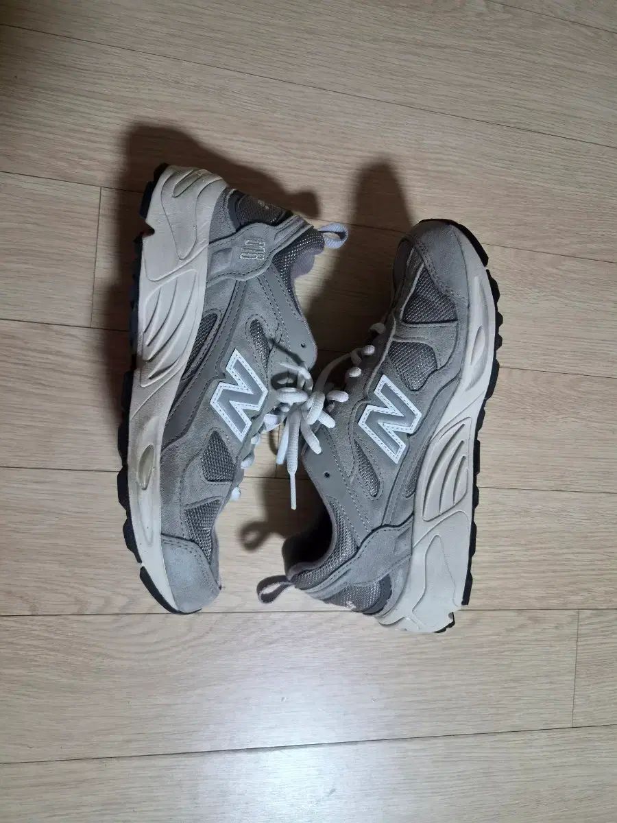 (New Balance ニューバランス) ユニセックス スニーカー 240サイズ ジュニア用 可能