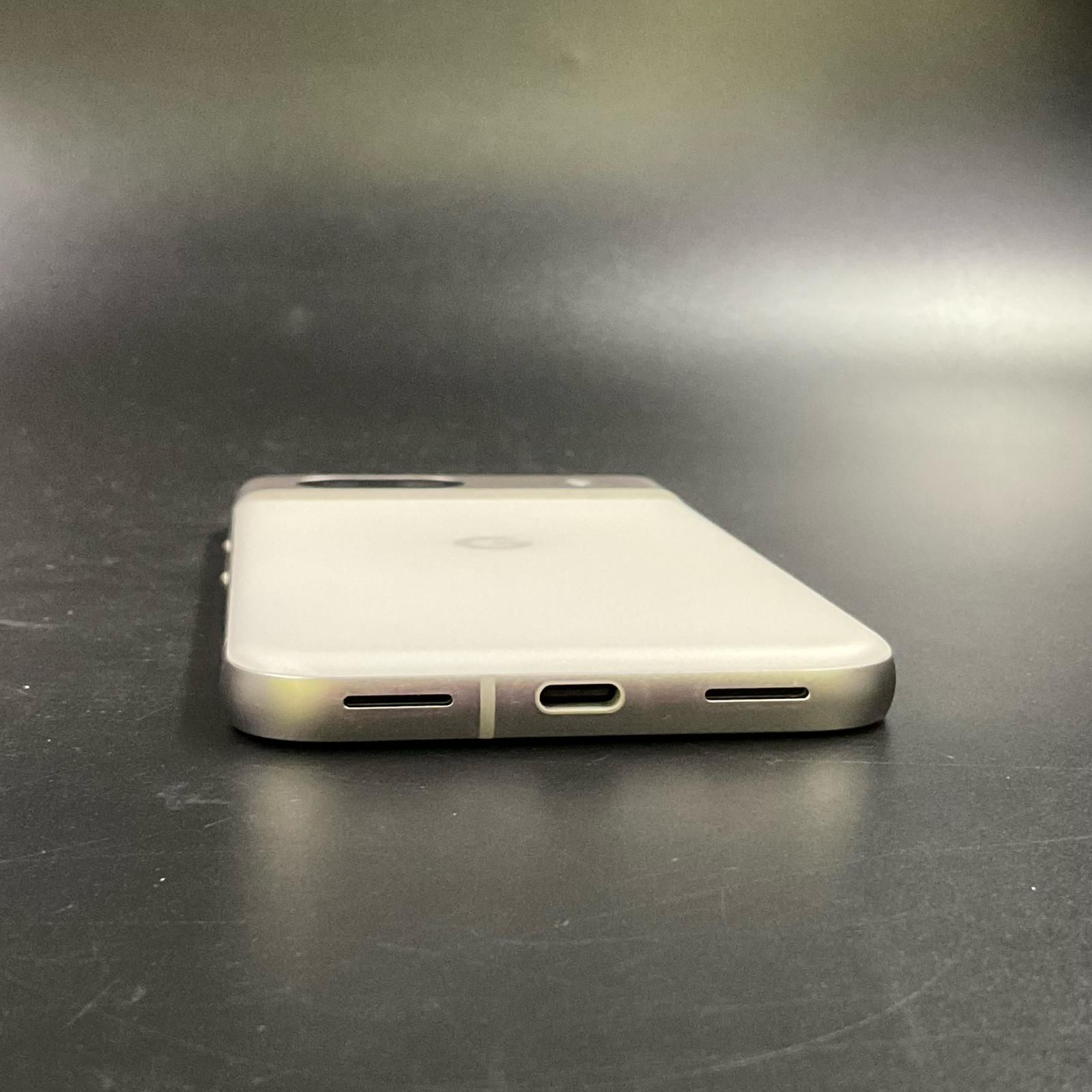 Google Pixel 8a 128GB ポーセリン SIMフリー【難有】 - メルカリ