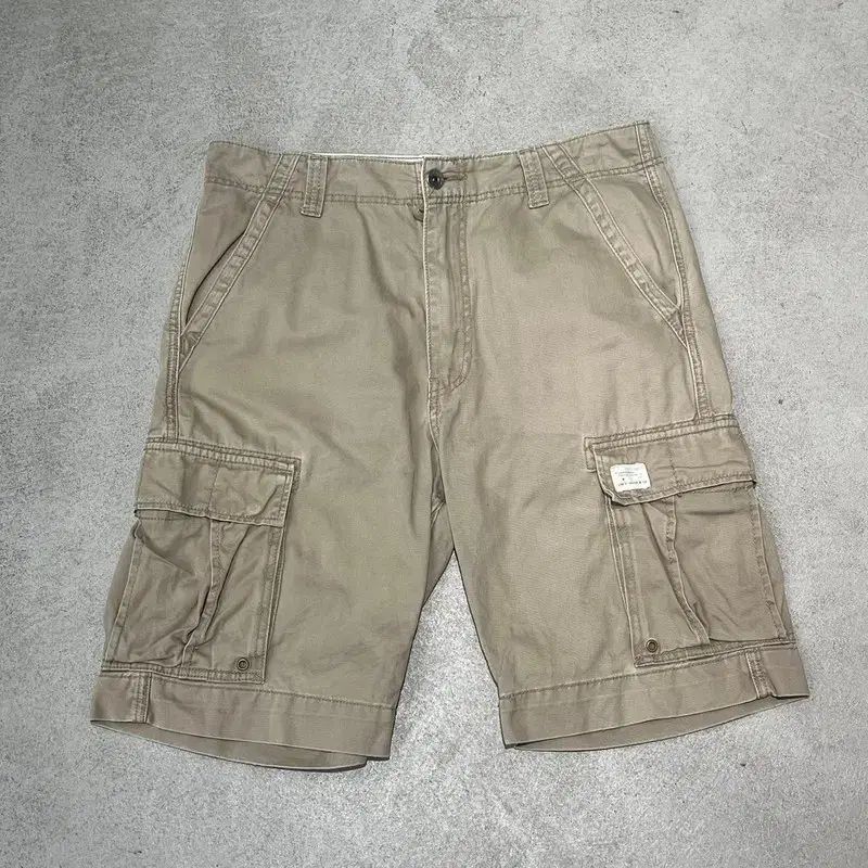 リーバイス カーゴ ハーフパンツ s11698