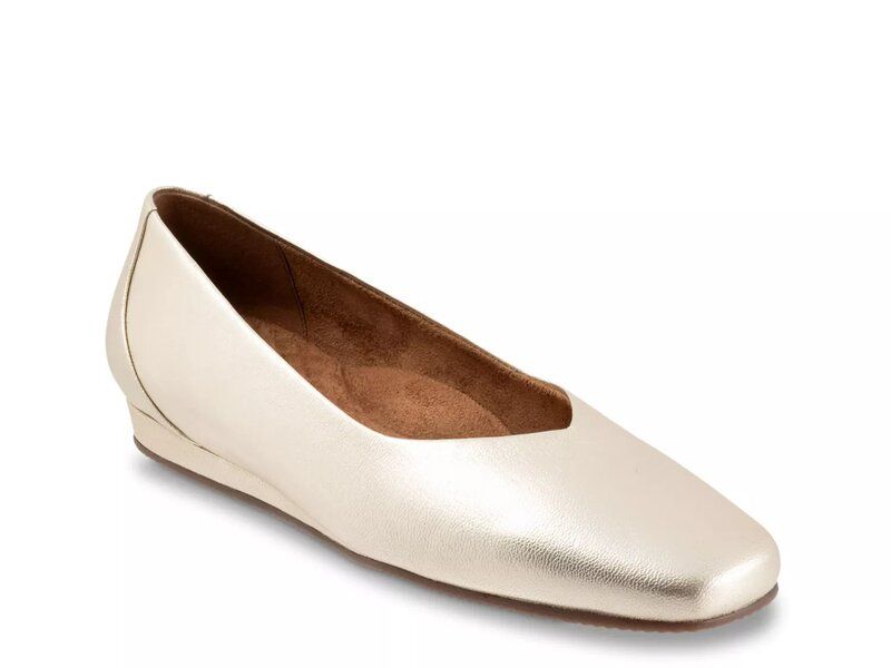 ソフトウォーク レディース シューズ パンプス Softwalk Vellore Ballet Flat Champagne シャンパン