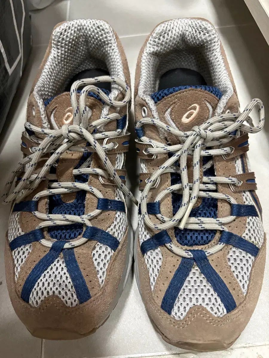 アシックス ゲルソノマ 260