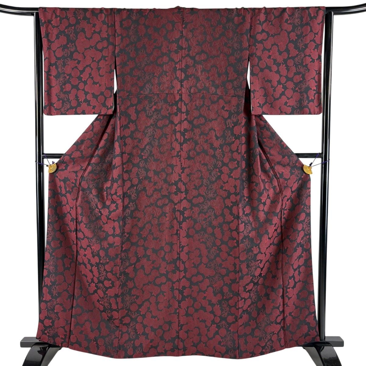 【美品】 お召 身丈163cm 裄丈64cm M 袷 背抜き 薔薇 黒 正絹 秀品 【中古】