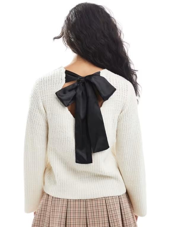 ウェンズデーガール レディース アウター ニット・セーター セーター Wednesdays Girl bow detail oversized sweater in cream CREAM クリーム