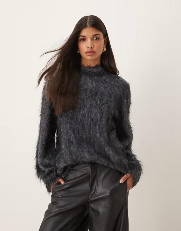 エイソス レディース アウター ニット・セーター クルーネック セーター ニット ASOS DESIGN knit extreme eyelash crew neck sweater gray グレー