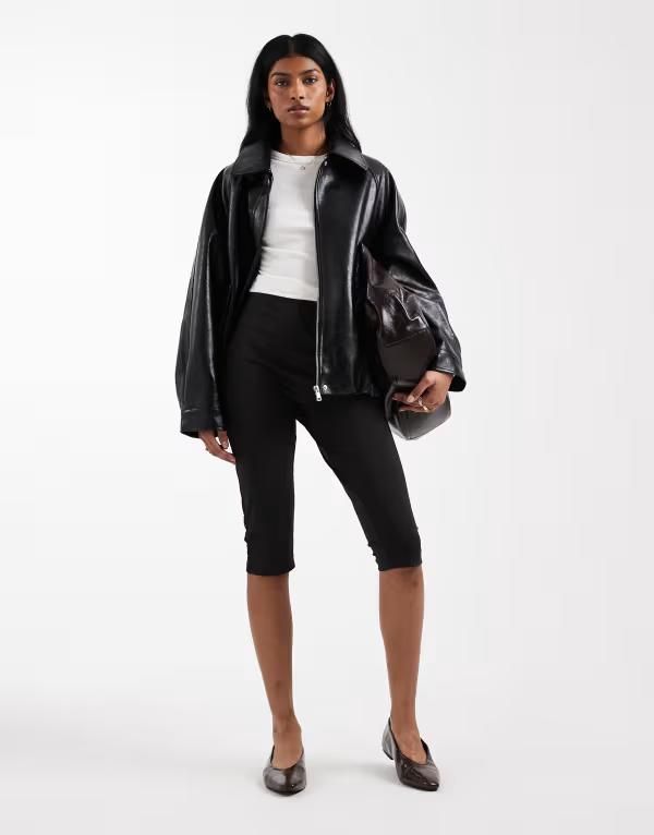 エイソス レディース ボトムス レギンス キャップ ASOS DESIGN sculpting capri leggings Black ブラック
