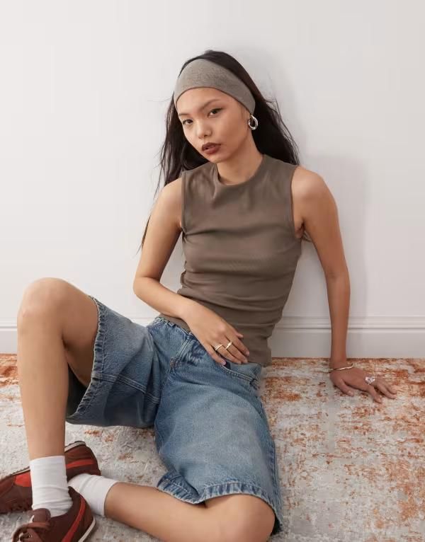 ウィークデイ レディース トップス ベスト リブ Weekday ribbed tank top in dark mole DARK MOLE