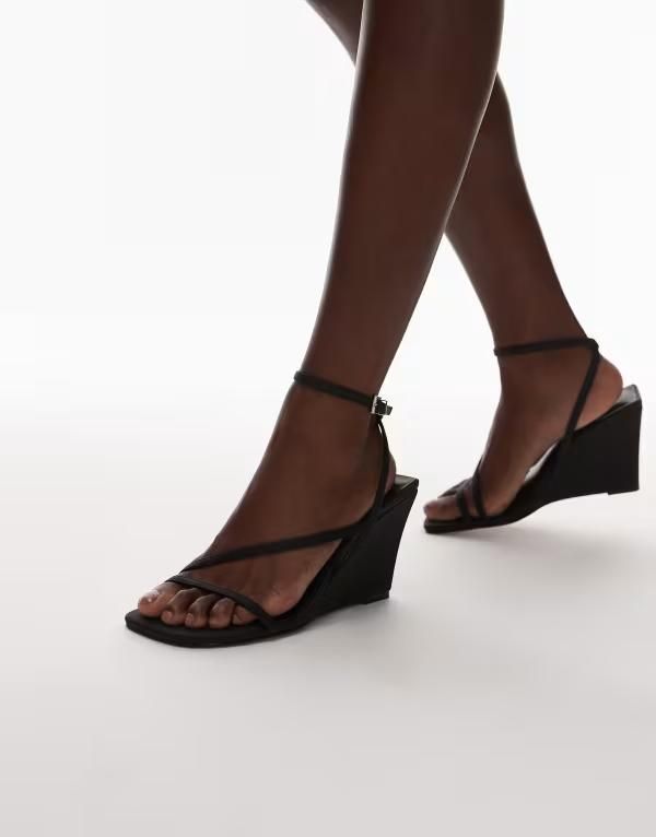 トップショップ レディース シューズ サンダル ヒール Topshop Frankie high heel strappy wedges Black ブラック